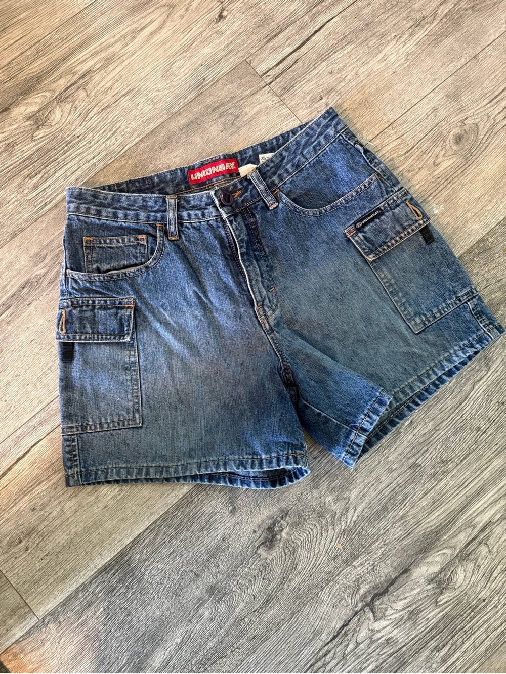 Vintage women’s unionbay denim cargo shorts